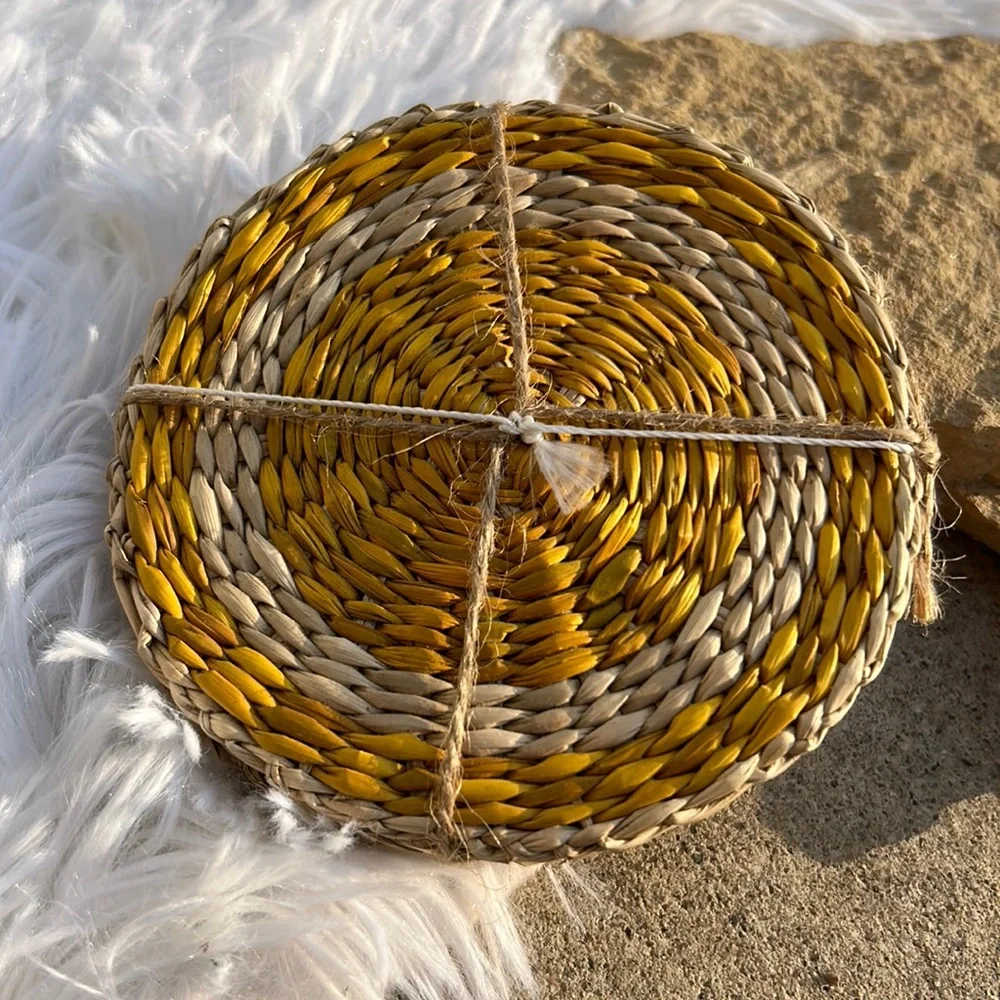 🩶5/$30 Round Seagrass Coasters Set of 4 Golden Yellow & Tan NEW